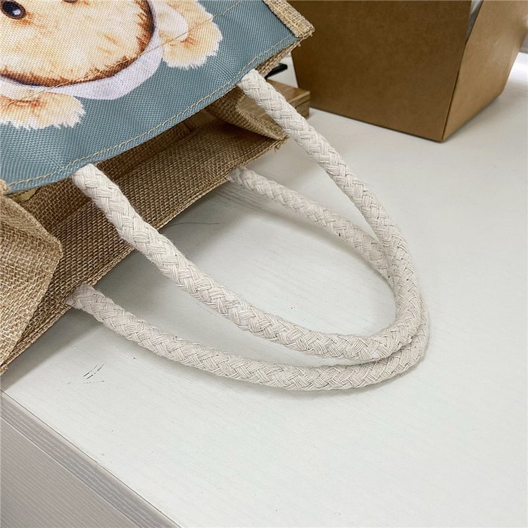 Túi xách tote đan sợi cói cotton lanh trang trí gấu cỡ nhỏ dễ thương