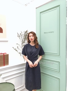 Đầm kẻ kimono