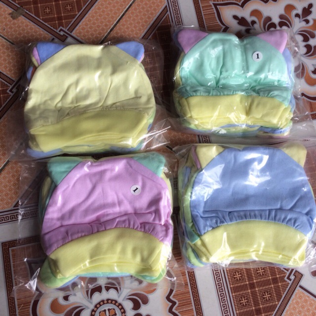 Combo 5 mũ sơ sinh 5 bao chân bao tay
