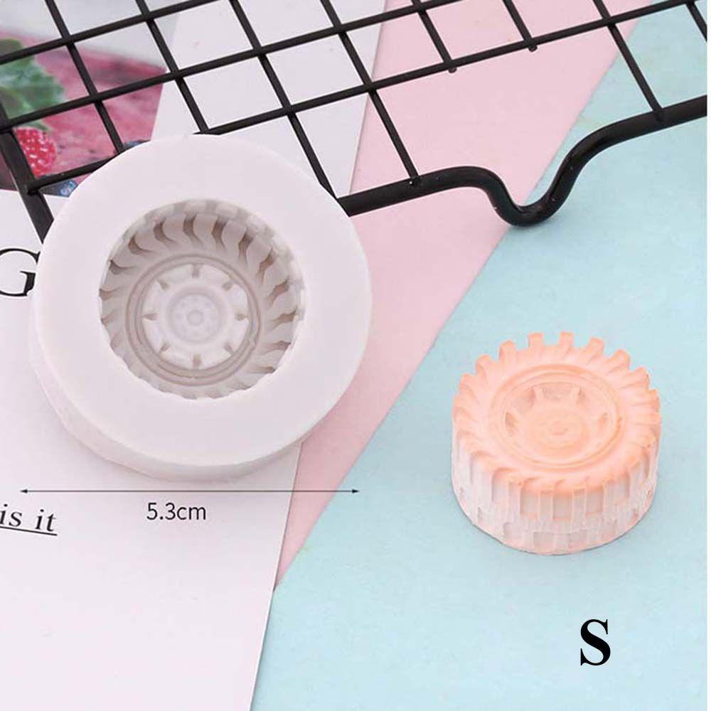 Khuôn Silicone Tạo Hình Bánh Xe Hơi Trang Trí DIY