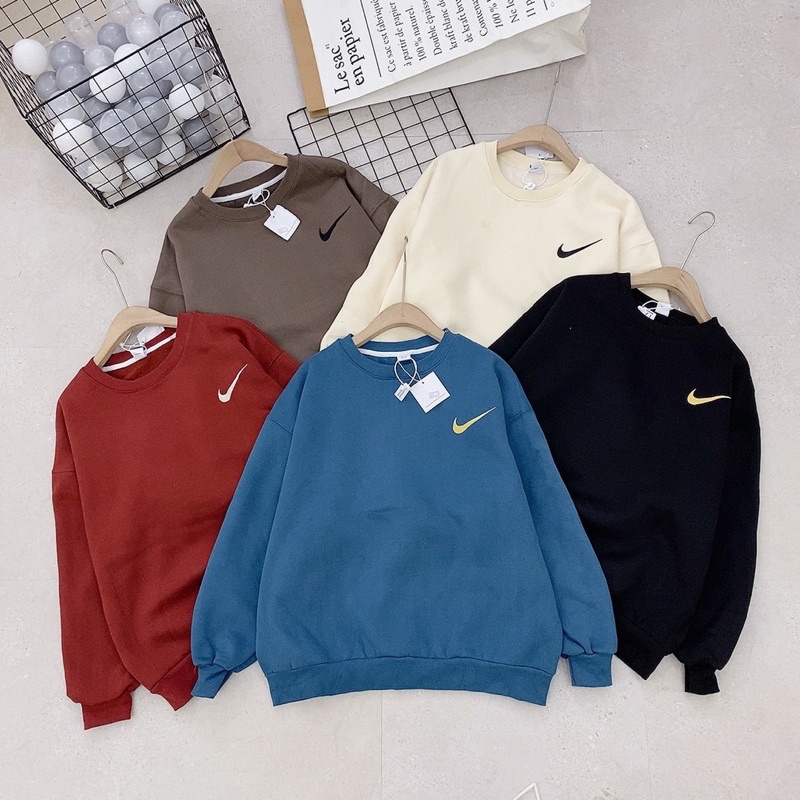 [Mã 12FASHIONSALE1 giảm 10K đơn 50K] áo sweater nỉ bông logo thêu | WebRaoVat - webraovat.net.vn