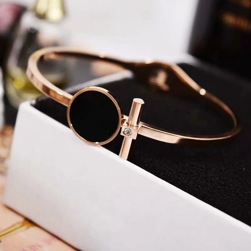 Bông Tai Đính Đá Đen Phong Cách Preppy Độc Đáo | Vòng Tay Thép Titan Mạ Vàng 18K Nhiều Màu Sắc Thời Trang | Vòng Đeo Tay Thép Không Gỉ Dạng Vòng Tròn | Trang Sức Thời Trang Phong Cách Generous
