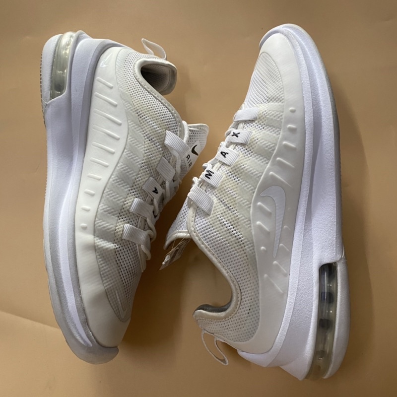 Giày chính hãng đã qua sử dụng