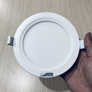 Đen led âm trần 9W DUHAL