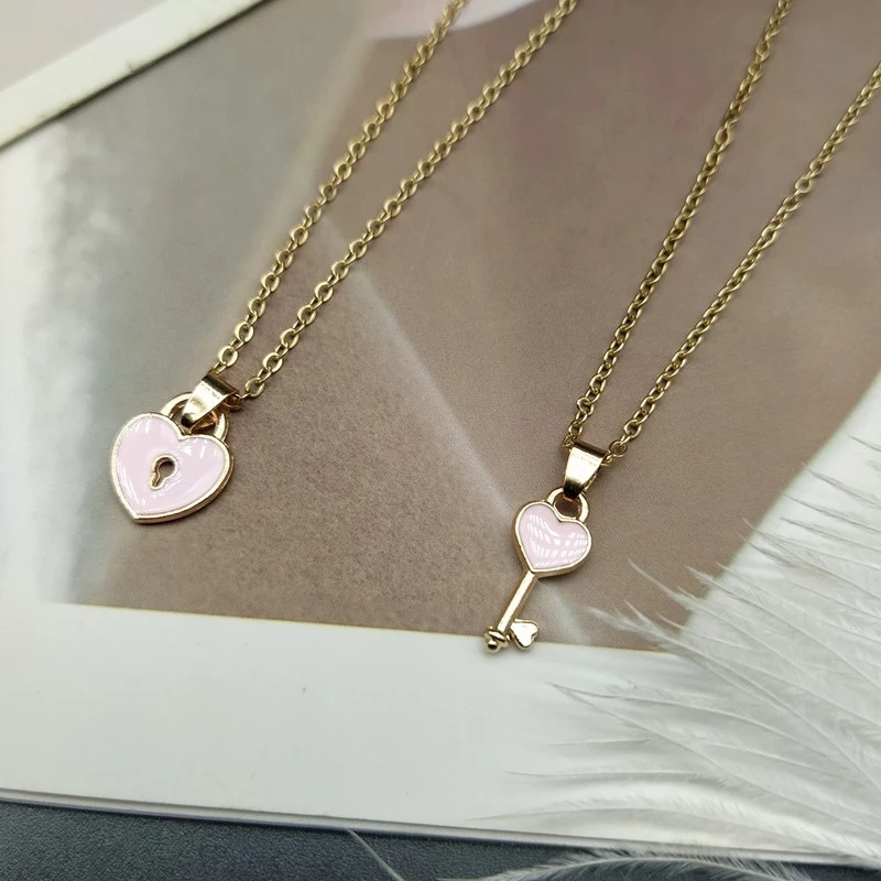 2 Vòng cổ hợp kim mặt ổ khóa trái tim và chìa khóa thời trang cho nữ