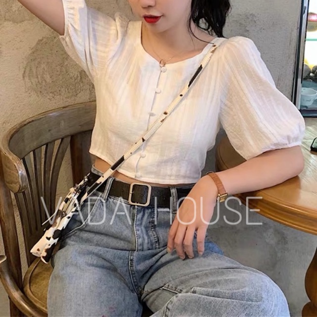 Áo croptop tay ngắn cài nút