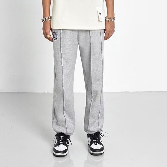 Quần jogger nỉ Gray Essential Sweat Pants Backstage88
