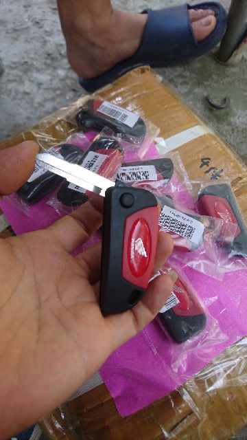 Chìa khóa độ gập xe máy wave cũ , dream,xe điện