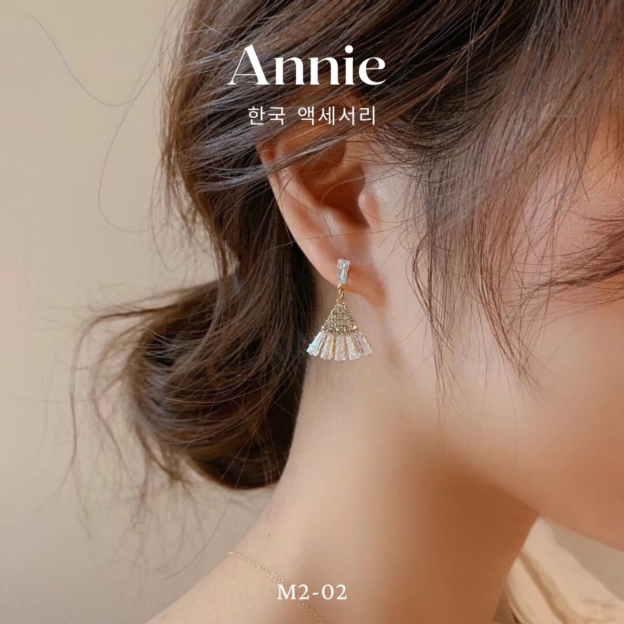 Bông tai đính đá cao cấp hình quạt phong cách sang trọng hiện đại ANNIE - M2-02