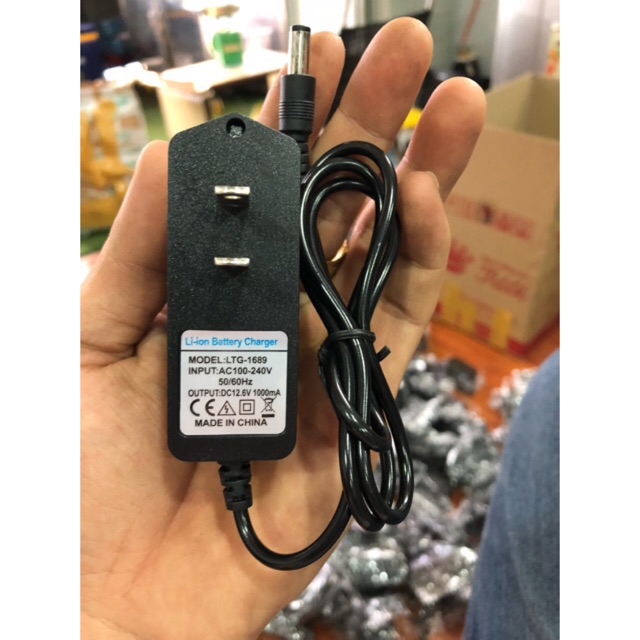 TNS..Sạc 3s 12.6v dùng sạc pin lithium 12.6v có báo đầy