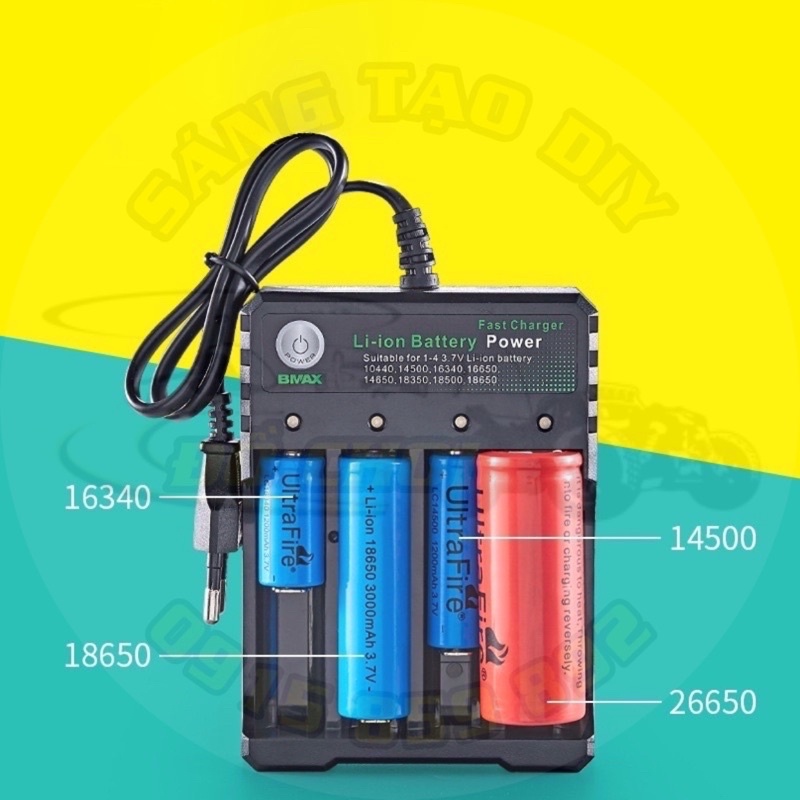 Sạc pin 18650 loại 4 khe gắn pin, phích cắm điện 220V - Sạc nhanh, có tự ngắt và đèn báo khi đầy
