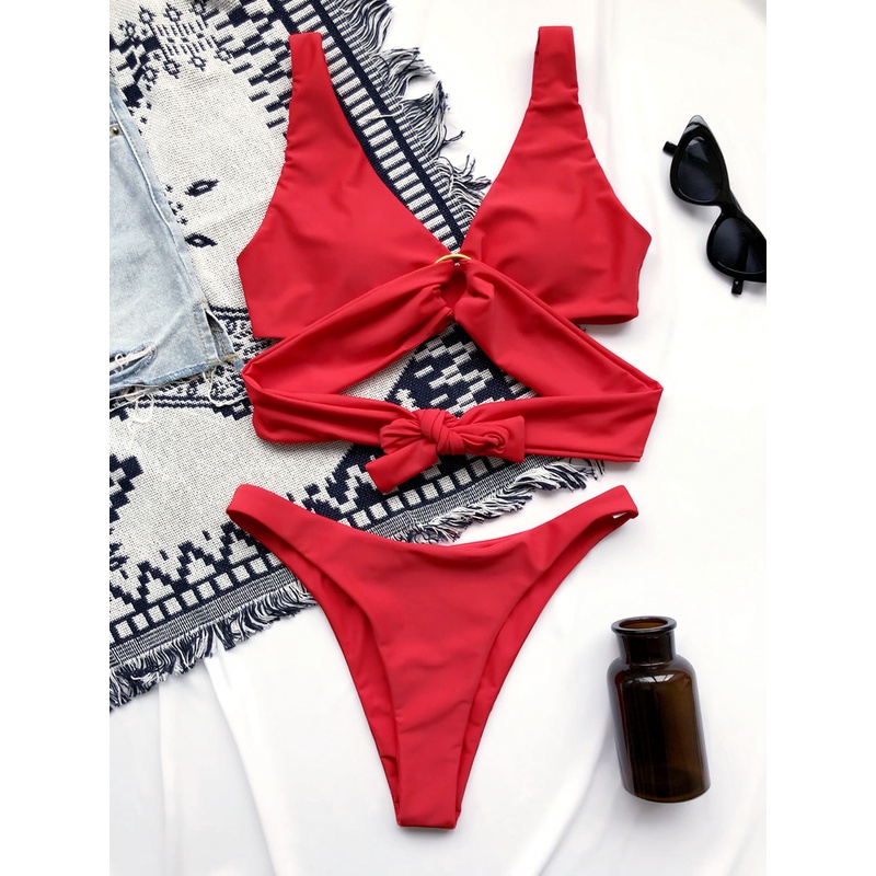 Bộ Bikini 2 Mảnh Màu Sắc Nổi Bật Có Vòng Kim Loại