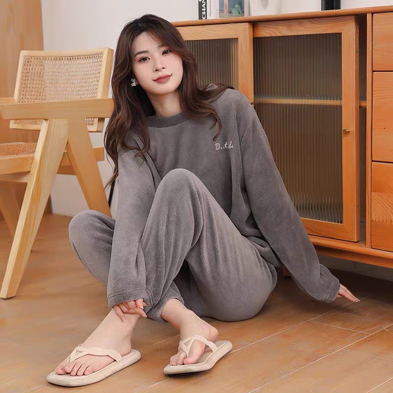BỘ ĐỒ NGỦ BỘ BÔNG NGỦ MẶC Ở NHÀ D STUDIO VẢI NHUNG Gồm Quần + Áo ( Hàng Quảng Châu)