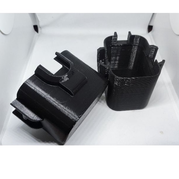 Đế vỏ makita 9.6v chọt lắp được 6 cell lion và mạch
