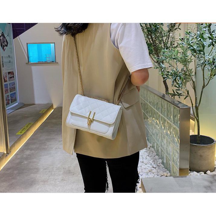 Túi Xách Nữ, Túi Đeo Chéo Nữ Khóa Chữ Y Siêu Duyên Dáng - Kẹo Boutique | BigBuy360 - bigbuy360.vn