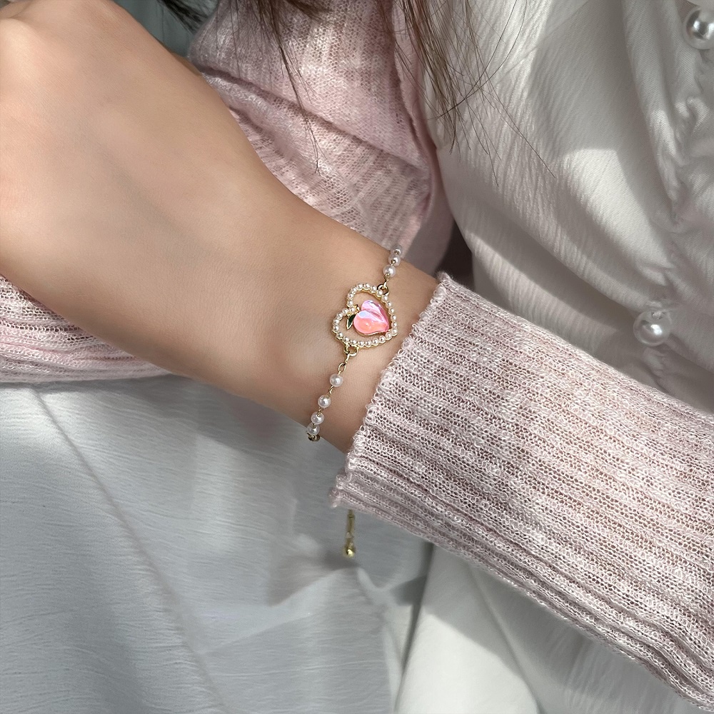 Vòng cổ Ngọc Trai Mặt Trái Tim Đính Đá Pha Lê Hồng