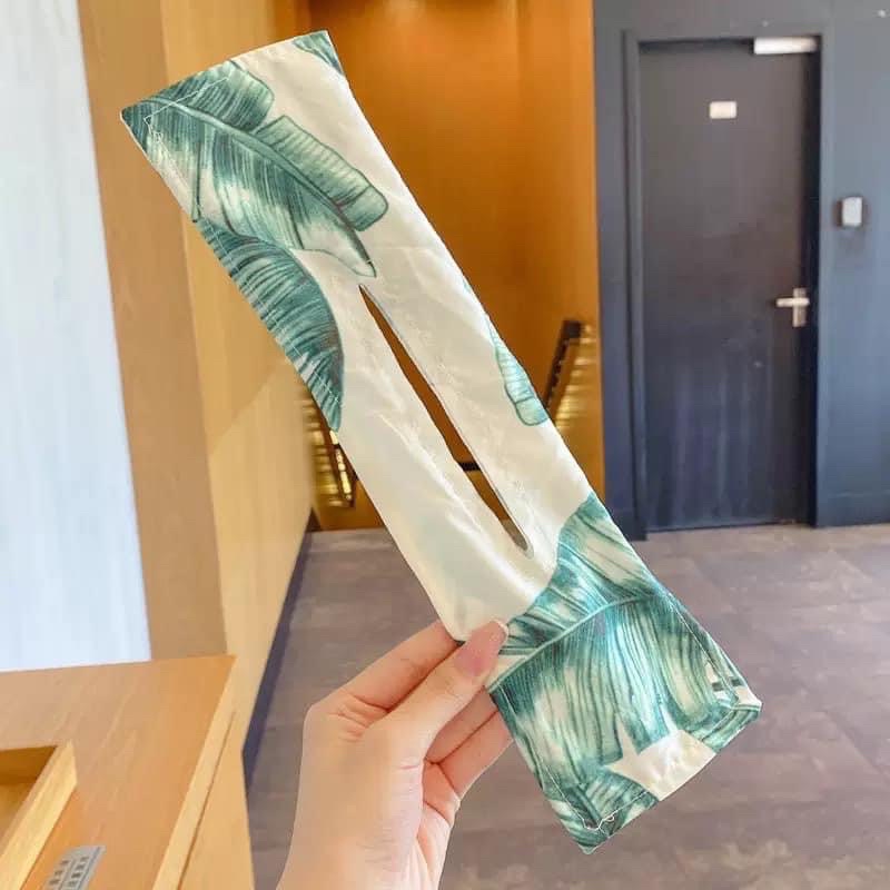 THANH BÚI QUẤN UỐN TÓC TẠO HÌNH NƠ HÓT HÍT
