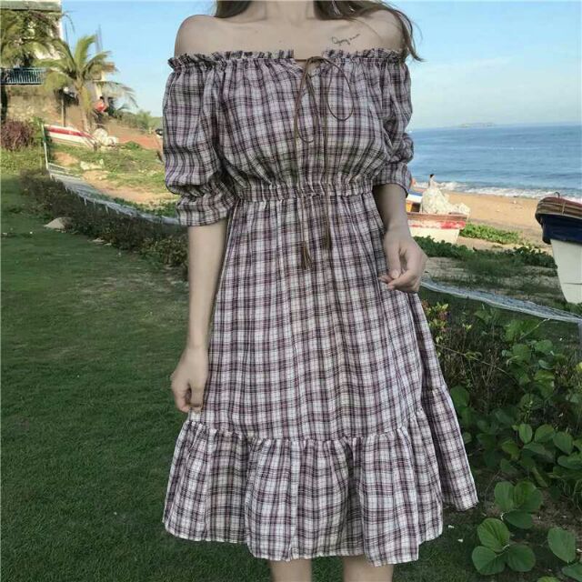 (Có sẵn) Váy trễ vai đuôi cá caro thắt eo xinh xắn | BigBuy360 - bigbuy360.vn