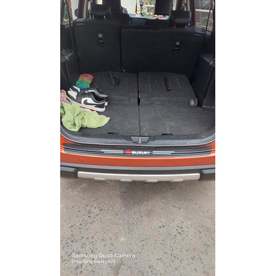 Dán bậc vân cacbon logo Suzuki dành cho Xl7, Ertiga, Swift,Vitara,Ciaz, Celerio