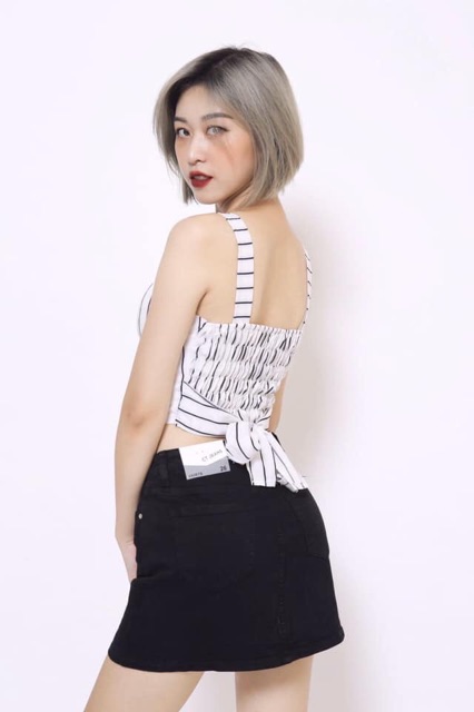 Quần váy Zara chất jean co giãn 4 chiều màu đen | BigBuy360 - bigbuy360.vn