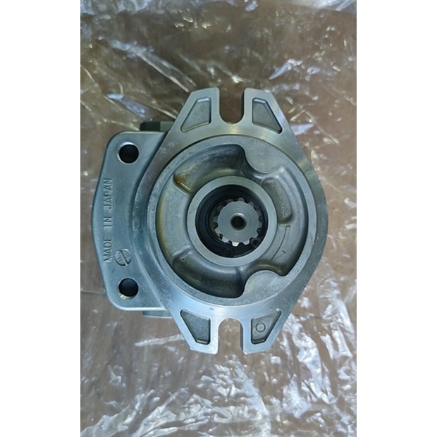 BƠM THỦY LỰC TRỢ THẮNG 12T FD300 XE NÂNG KOMATSU - HYDRAULIC PUMP KFP2217CAMLJ  FOR KOMATSU FORKLIFT