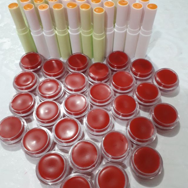 Son gấc dưỡng môi