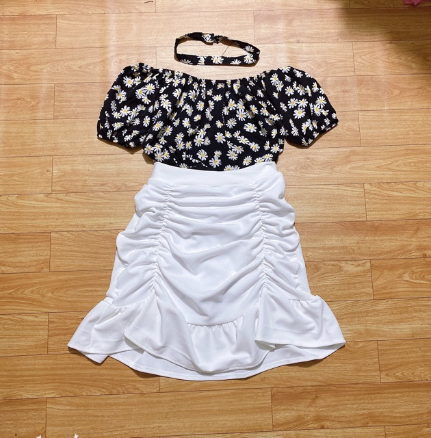 [ Mã FAMAYWA2 giảm 10K đơn 50K] Set bộ nữ áo bẹt vai+ chân váy nhún body | BigBuy360 - bigbuy360.vn