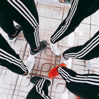 RẺ VÔ ĐỊCH ( quần 3 sọc )