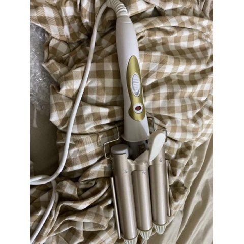 Máy Làm Xoăn Tóc 3 TRỤC Tạo Lượn Sóng - Bấm Dập Uốn Gợn Sóng Nước - 3 Cỡ Lọn To Nhỏ Phong Cách Hàn Quốc