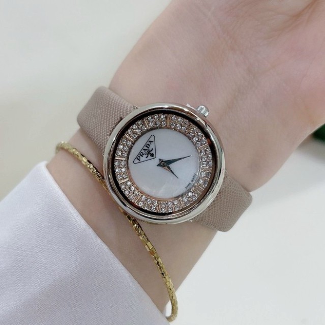 Đồng hô nữ Prada dây da mềm, full box, thẻ bảo hành 12 tháng -Dongho.prada | BigBuy360 - bigbuy360.vn