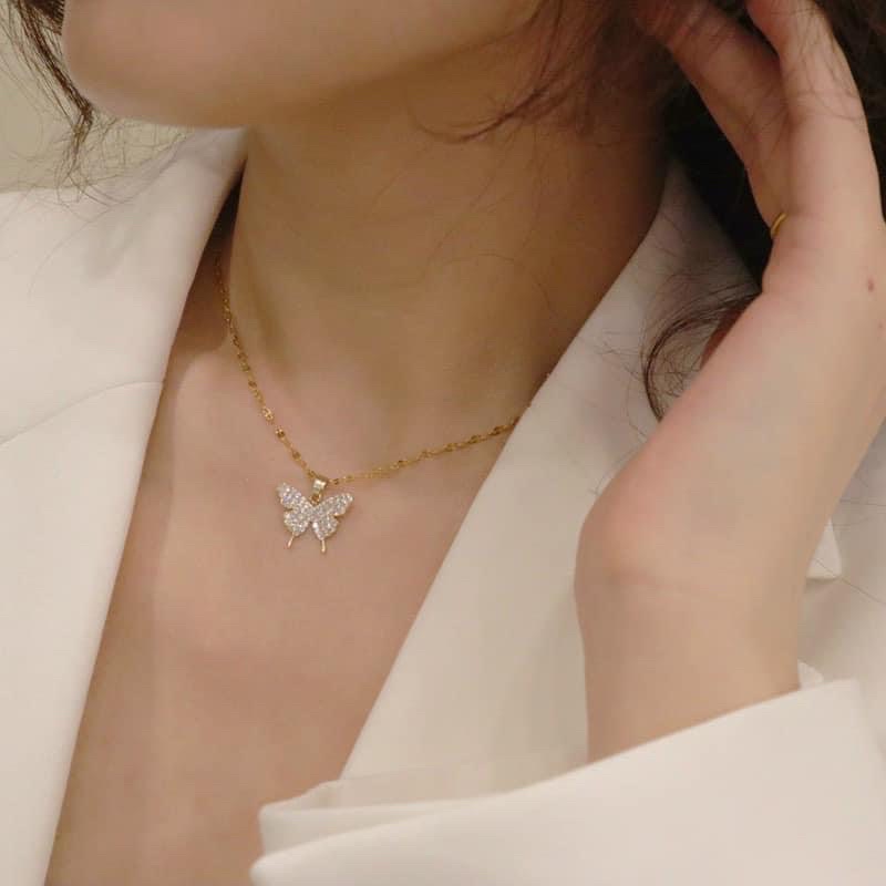 VÒNG CỔ CÁNH BƯỚM SIÊU XINH