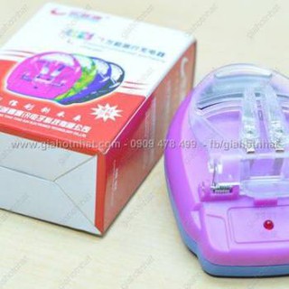 Cục sạc pin đa năng