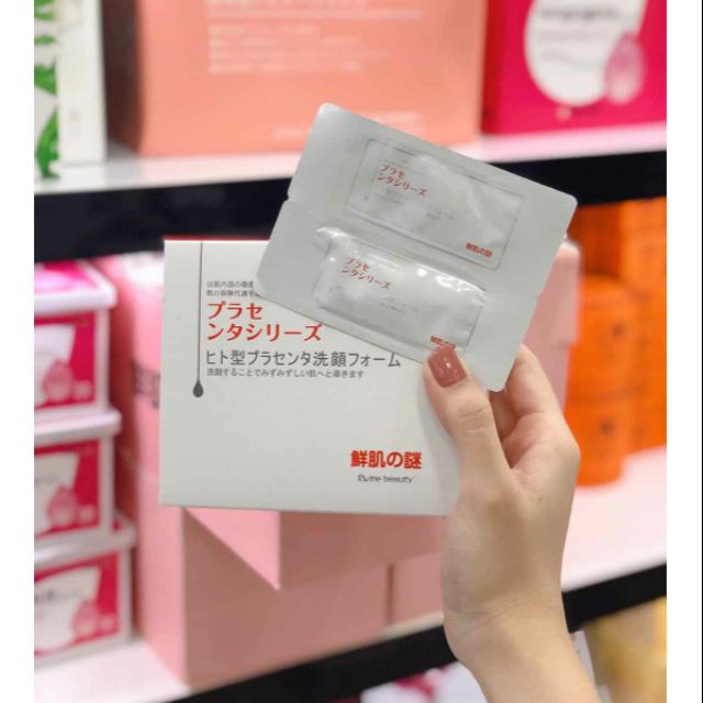 ( Hộp 50 gói )Mặt Nạ Ủ Trắng Da Nhau Thai Cừu Rwine Beauty Placenta Face Cleanser