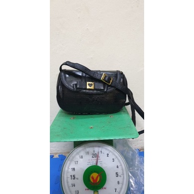 Túi đeo chéo có hiệu lovcat paris