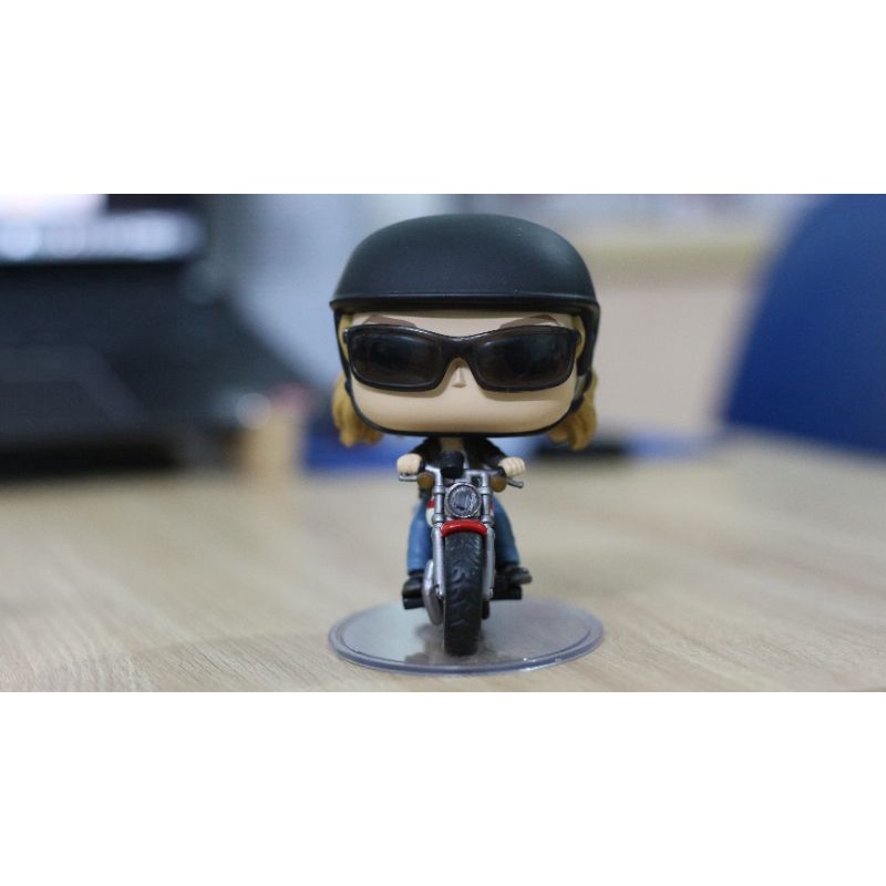 Mô Hình Funko POP! Ride Marvel: Captain Marvel - Carol Danvers on Motorcycle