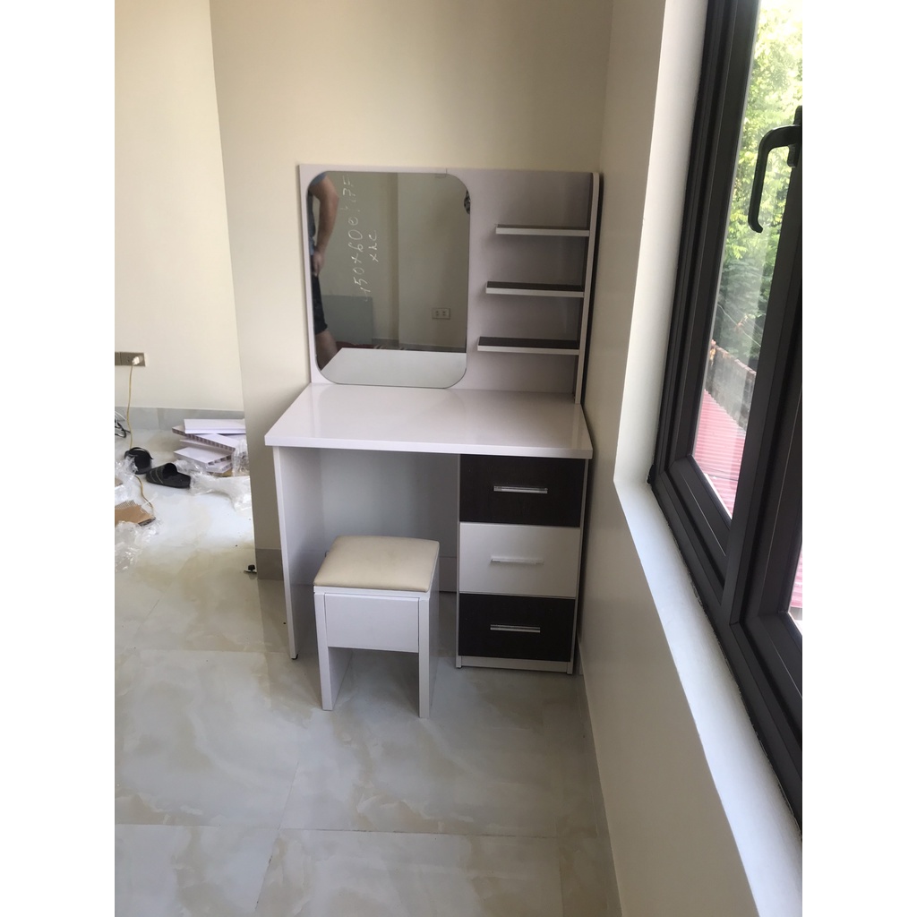 Bàn phần trang điểm nhựa Đài Loan cao cấp 1m4 x 0.8m – Nội thất Thành Công