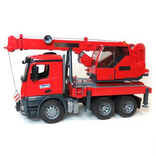 Xe mô hình Bruder cần cẩu BRU03670