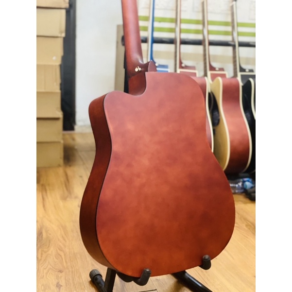 Guitar Acoustic Giá Rẻ Cho Người Mới Tập Chơi