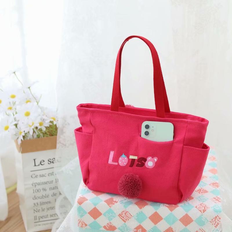 TÚI XÁCH GẤU DÂU LOTSO [SẴN] THÊU NỔI 3D CHUẨN XỊN NÉT ĐỰNG ĐỒ, TÚI ĐỰNG CƠM DỄ THƯƠNG