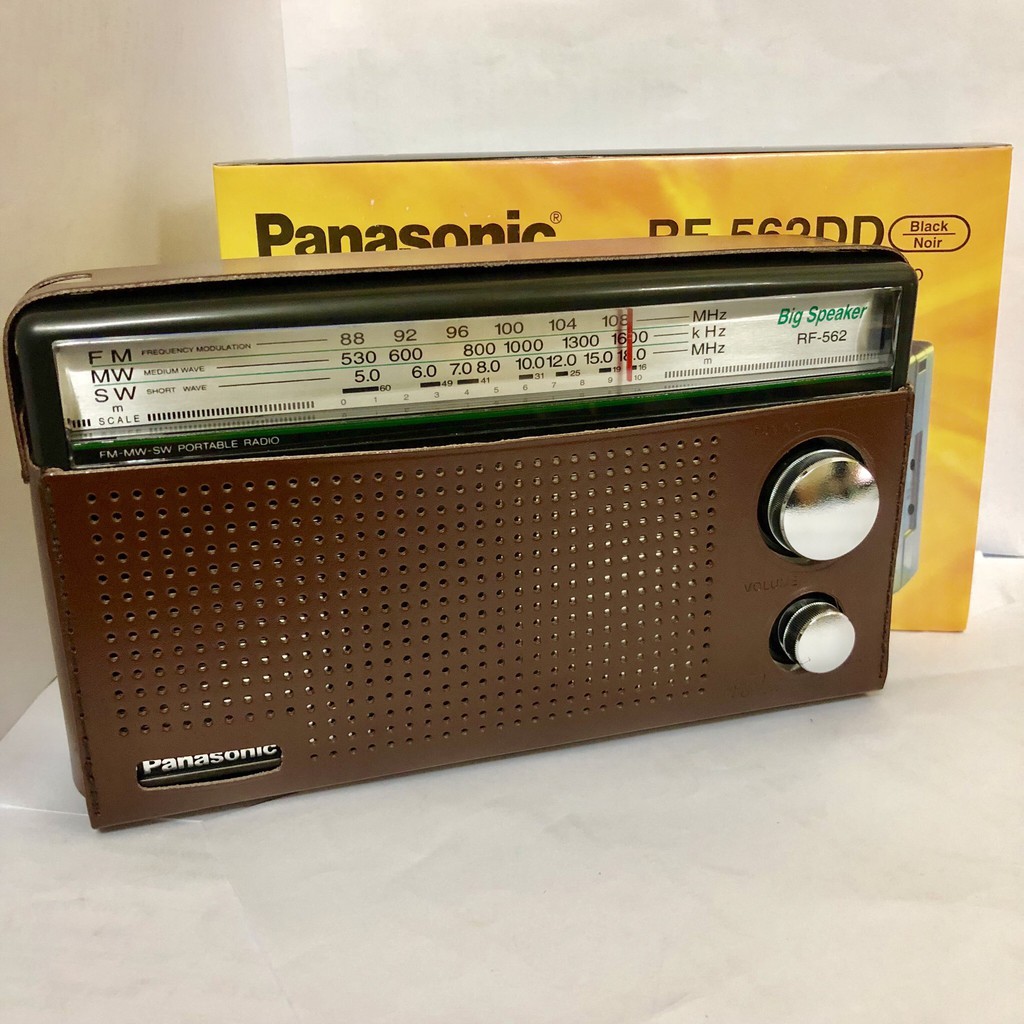 Chính hãng,đài Radio Panasonic FM-MW-SW cầm tay dùng pin,điện (RF-562D)