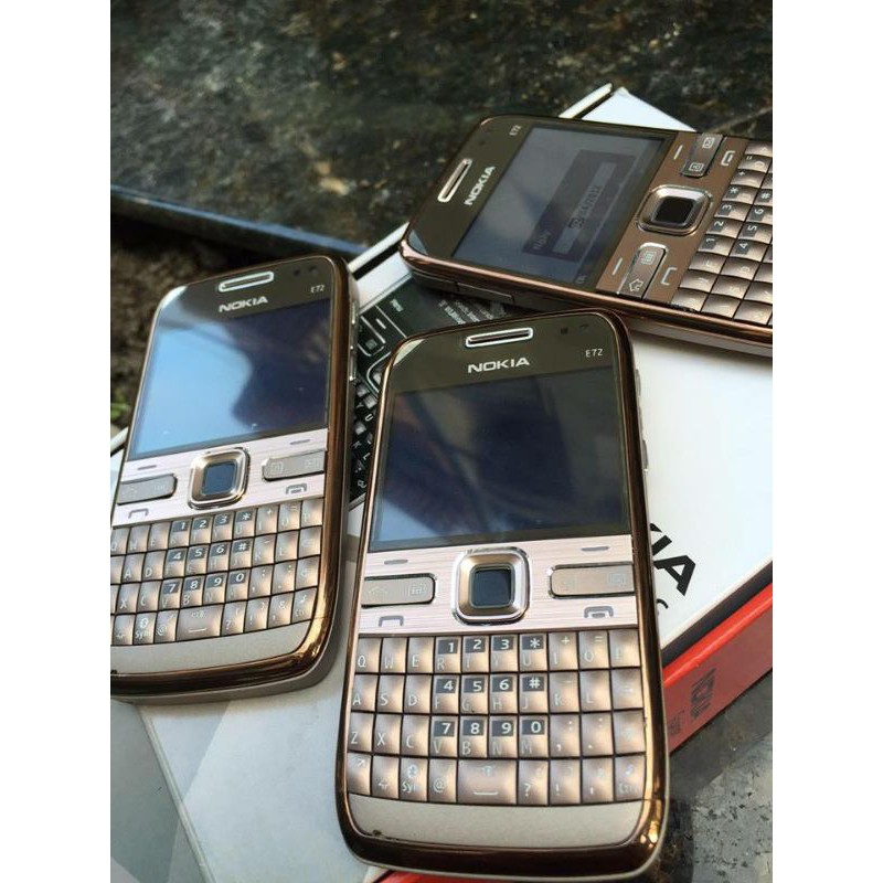 điện thoại Nokia E72
