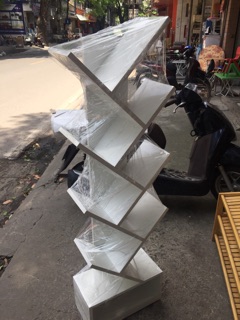 Kệ sách xương cá có hộc tủ