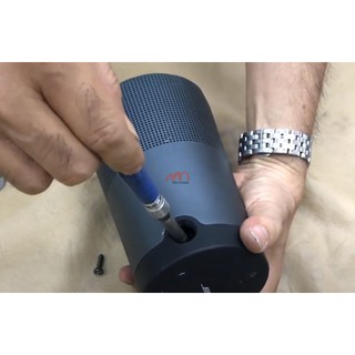 Thay pin loa Bose Soundlink Revolve Plus