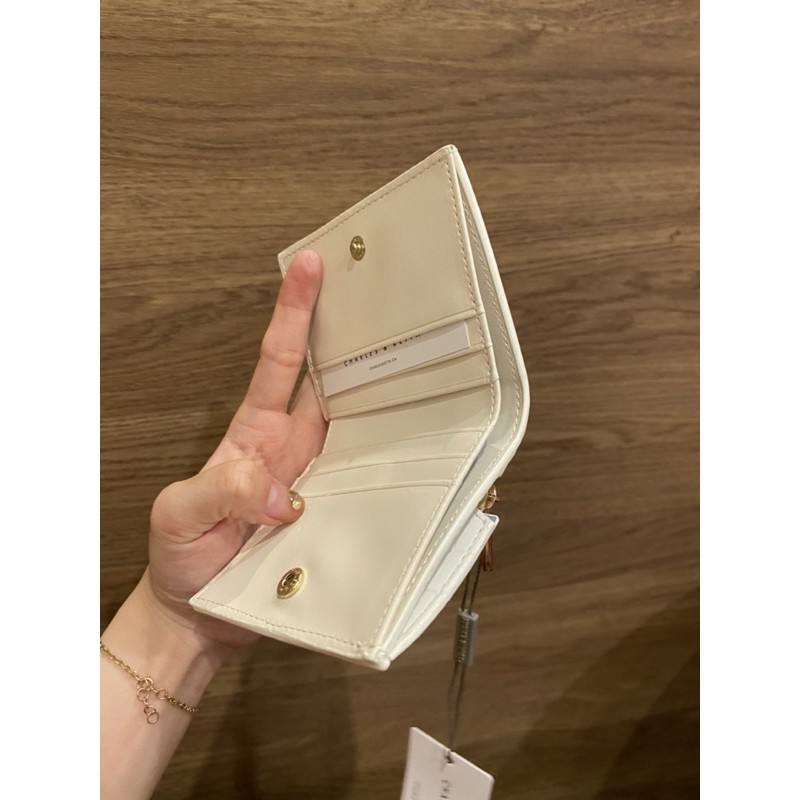 Ví Chữ CCNN Sz mini Kèm Hộp Cực Sang | BigBuy360 - bigbuy360.vn