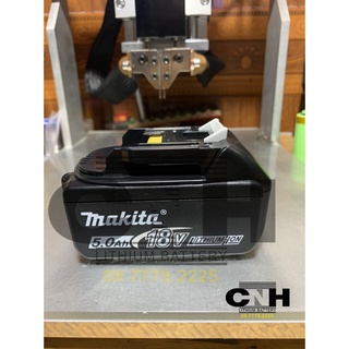 Pin đóng makita 18v. nhận sạc zin