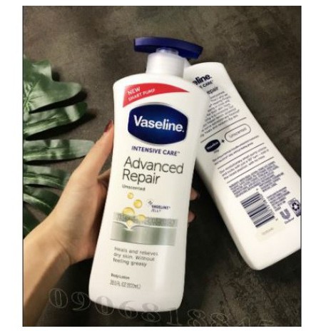 Dưỡng thể Vaseline Intensive Care Advanced Repair Unscented Body Lotion 725ml