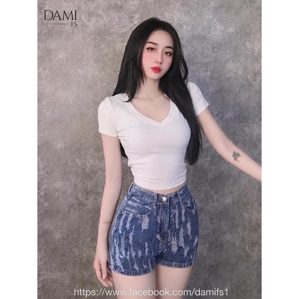 Áo thun Tay ngắn hàng đẹp cổ tim From ngắn | BigBuy360 - bigbuy360.vn