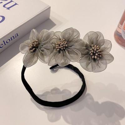 Que Búi Tóc Hoa Đào, Thanh Cuộn Tóc Gọn Gàng Sang Chảnh