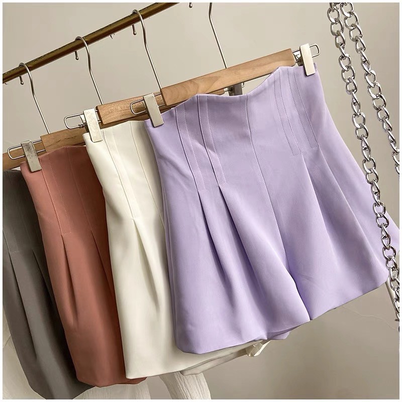 Quần short nữ lưng cao Mã 500