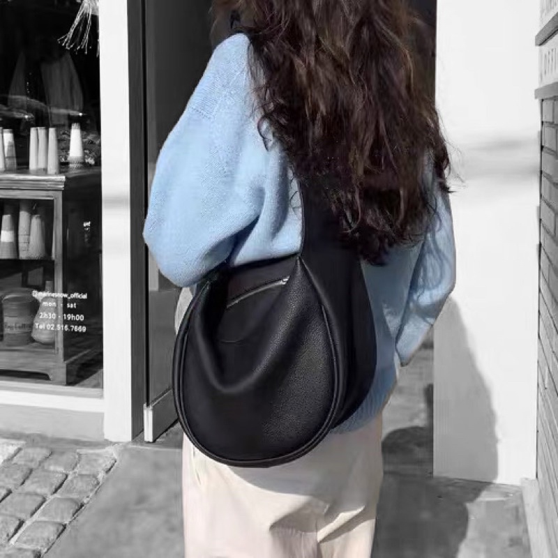 (Có sẵn Đen/Trắng)Túi da đeo chéo Hobo quai to bản lớn style Ulzzang Hàn quốc MS5696